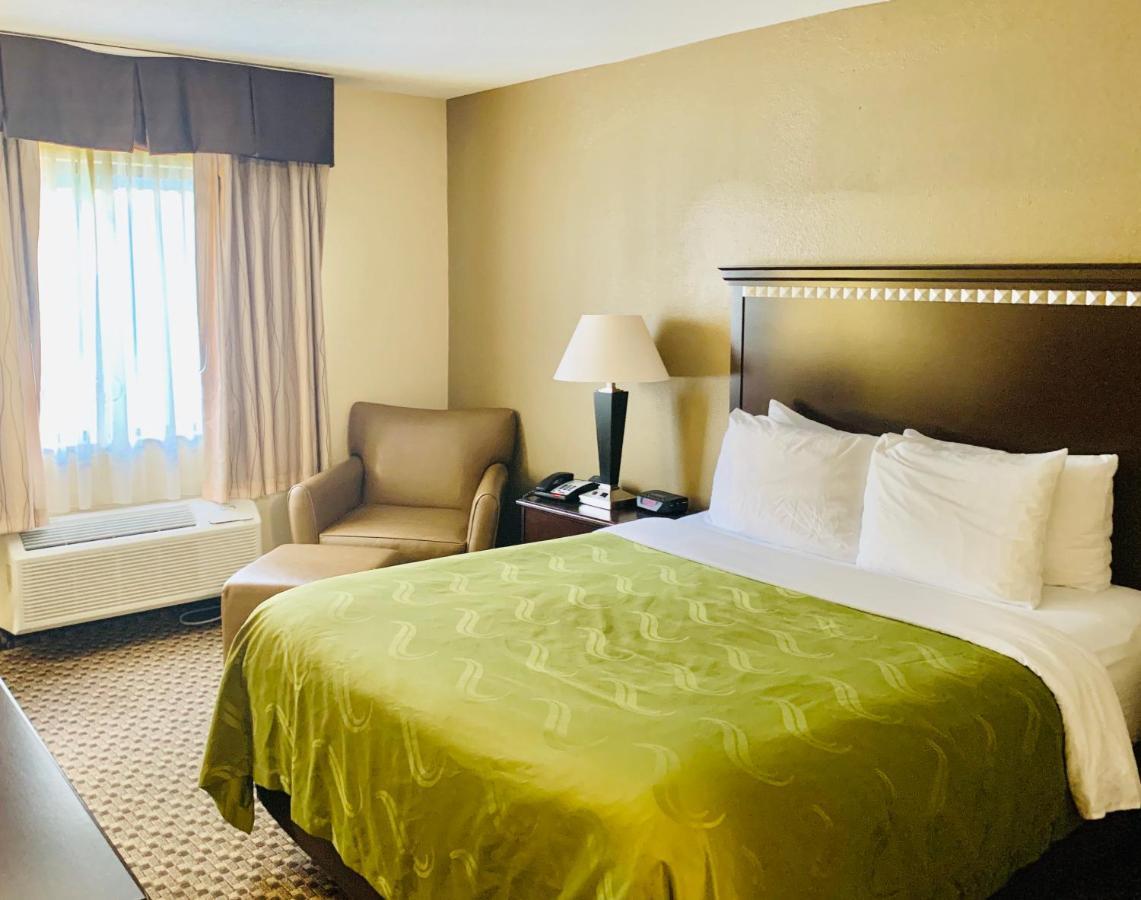Quality Inn Macomb Near University Area Екстериор снимка