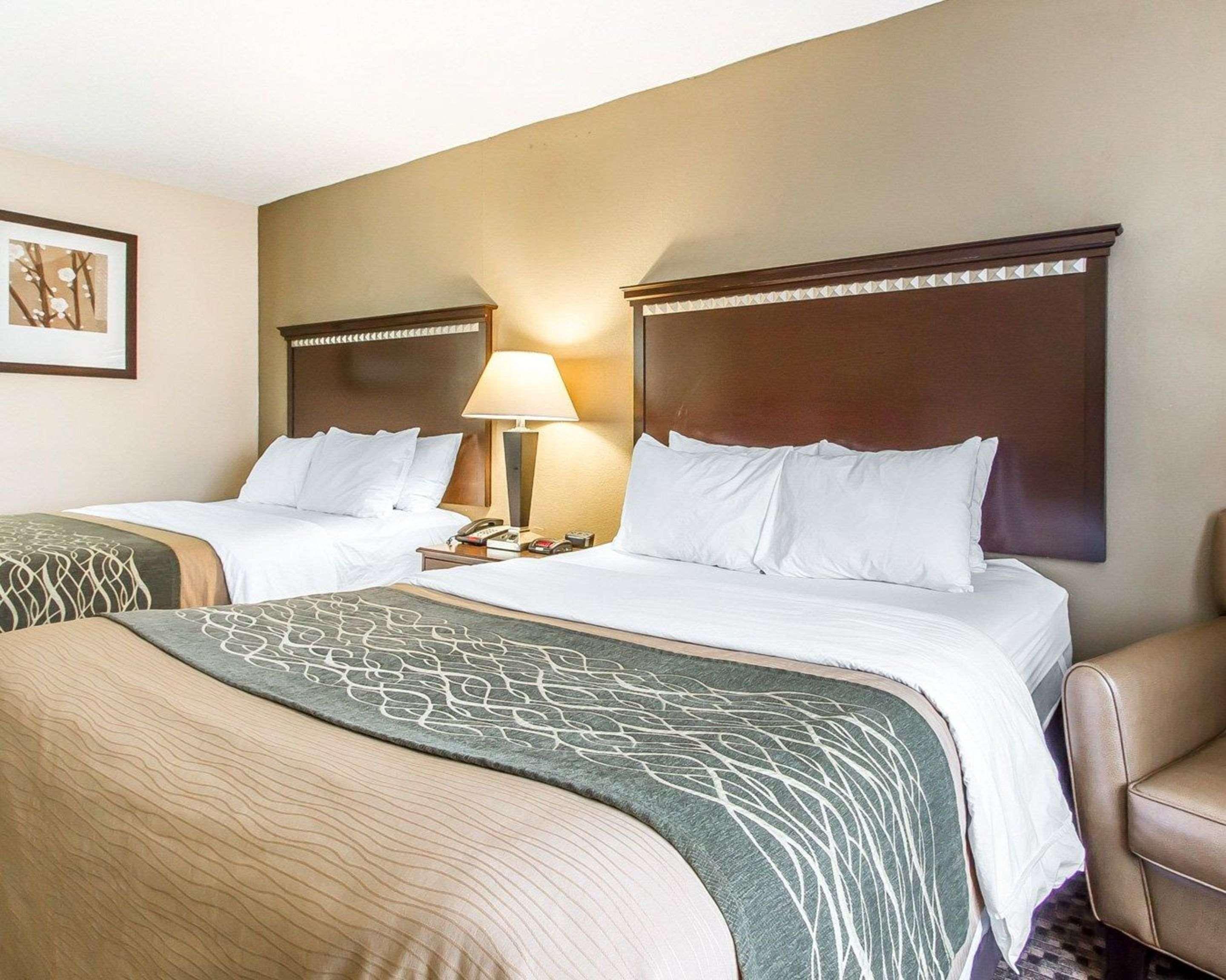 Quality Inn Macomb Near University Area Екстериор снимка