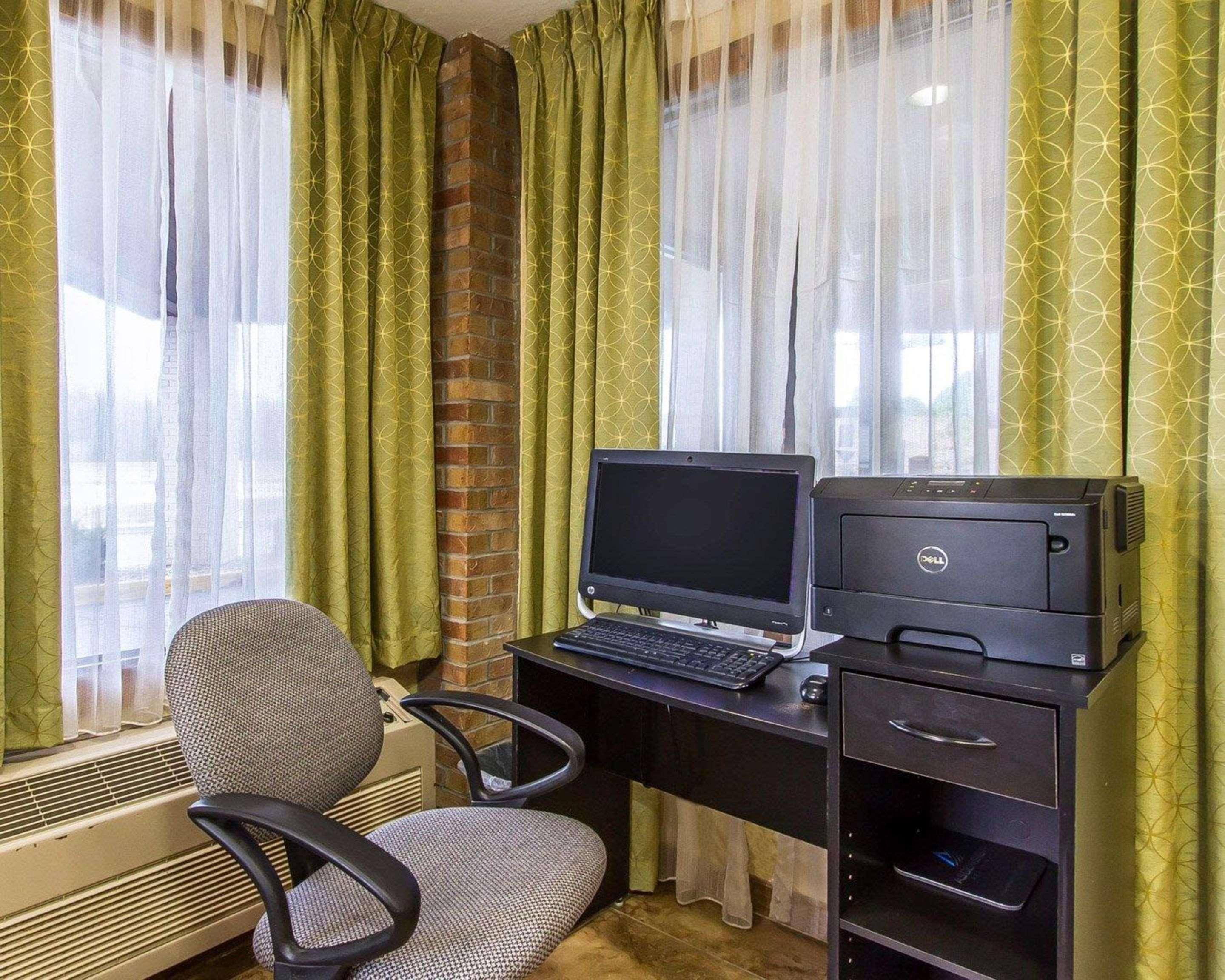 Quality Inn Macomb Near University Area Екстериор снимка