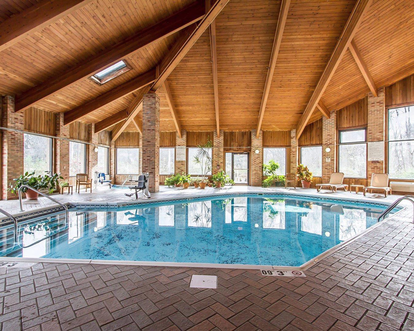 Quality Inn Macomb Near University Area Екстериор снимка