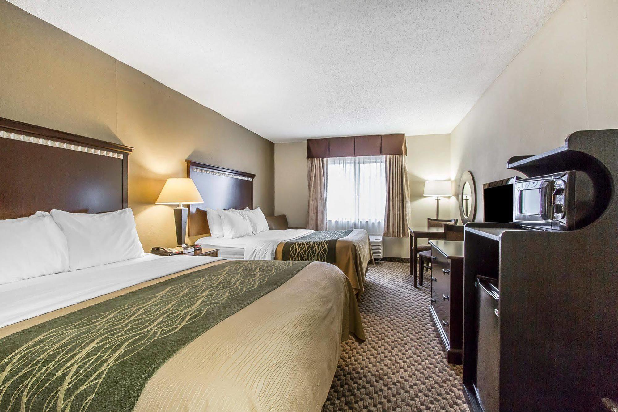 Quality Inn Macomb Near University Area Екстериор снимка